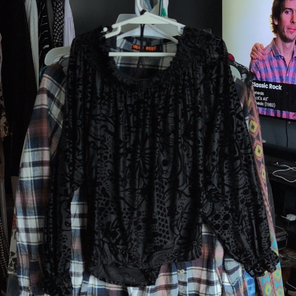 Free People Black Velvet Patterned Women's Off Shoulder Top